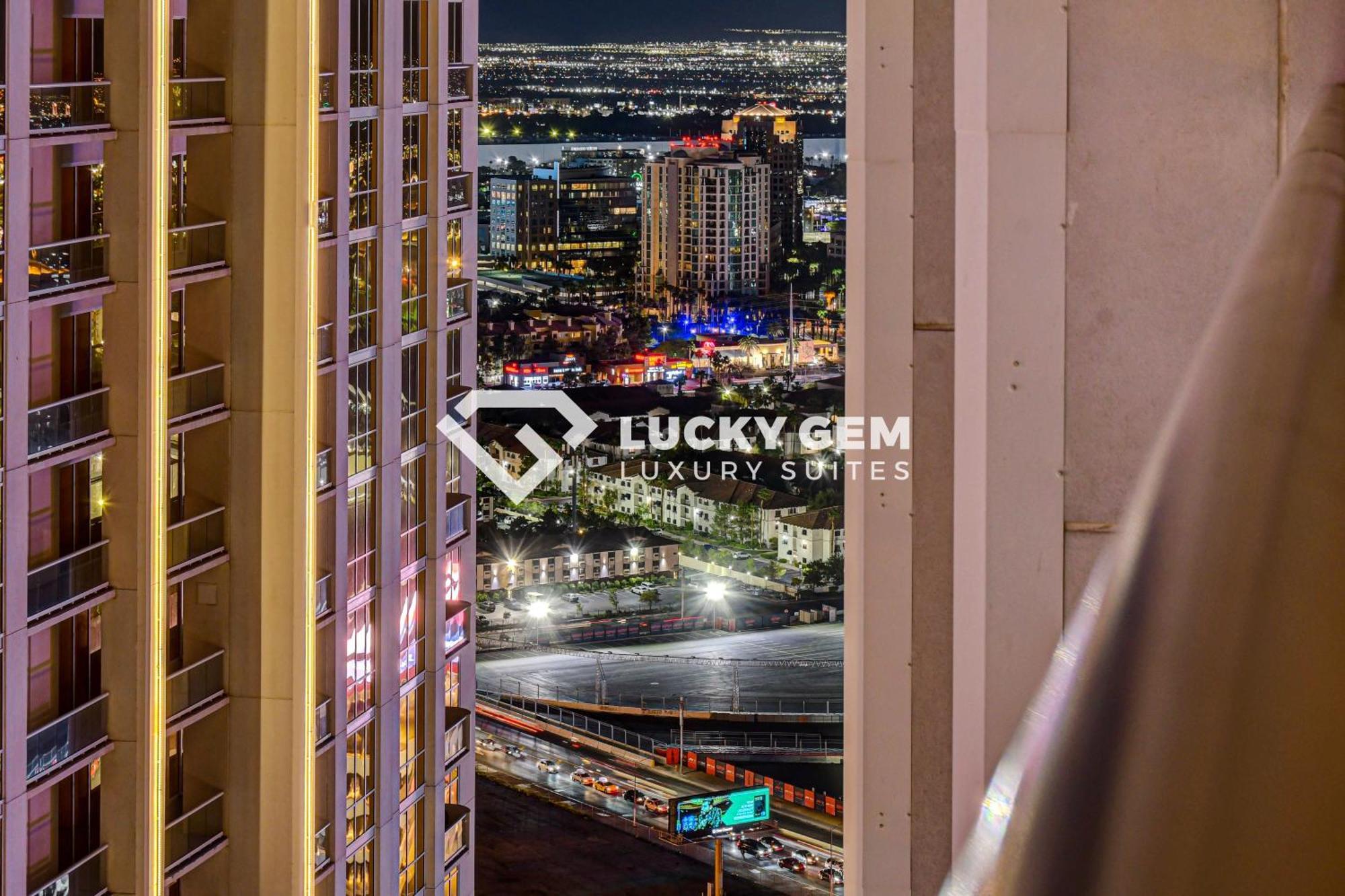 Lucky Gem Penthouse & Luxury Suites At Signature Resort, Balcony Strip View 3505 Las Vegas Zewnętrze zdjęcie